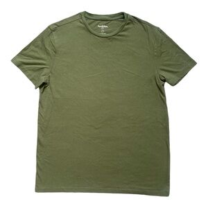 GoodFellow & Co. Green Olive Scoop Neck Casual Tshirt